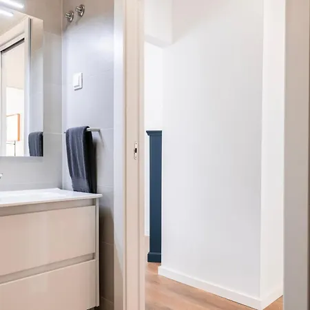 Apartamento 2bdr Charming In Graca By Lovelystay *