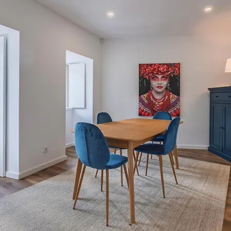 2bdr Charming In Graca By Lovelystay Lejlighed *