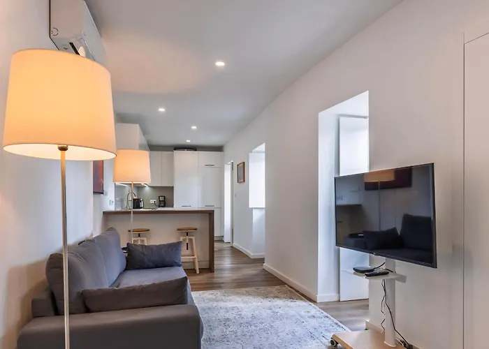 2bdr Charming In Graça By Lovelystay Apartamento Lisboa