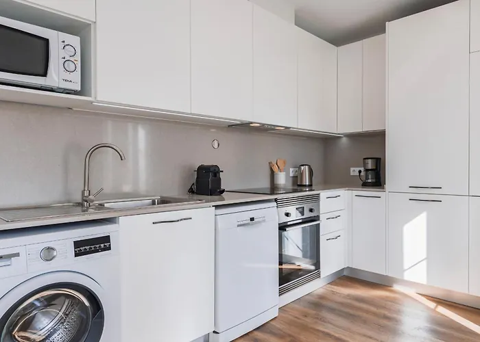 Apartamento 2bdr Charming In Graça By Lovelystay Lisboa