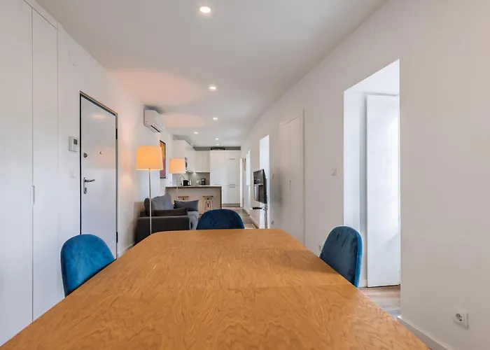 Apartamento 2bdr Charming In Graça By Lovelystay Lisboa