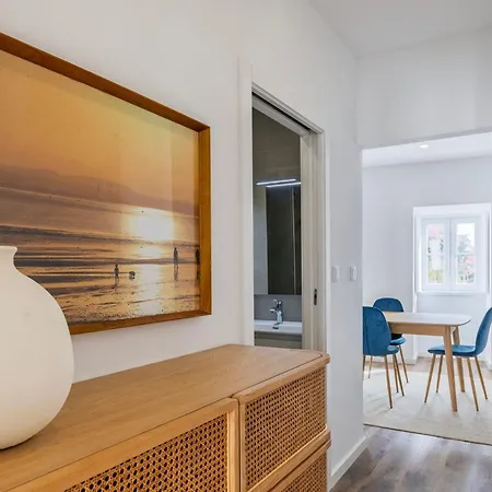 2bdr Charming In Graca By Lovelystay Lisbon