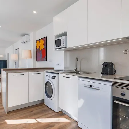 2bdr Charming In Graca By Lovelystay Lisbon