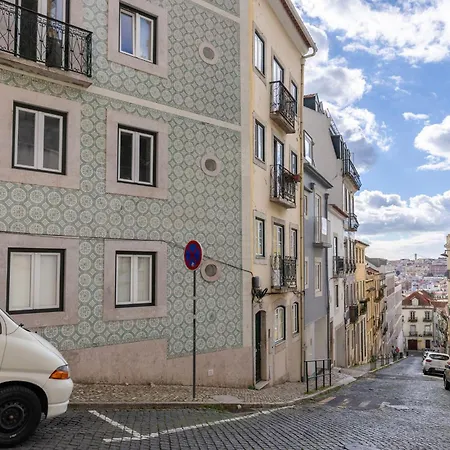 2bdr Charming In Graca By Lovelystay * Lisbon