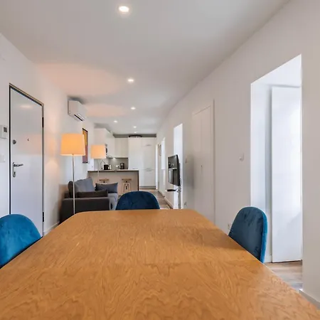 Apartment 2bdr Charming In Graca By Lovelystay Lisbon